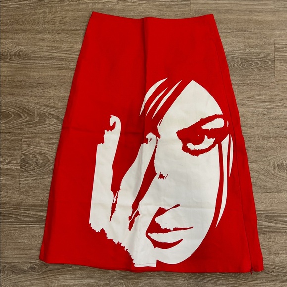 Dresses & Skirts - Red Graphic Women's Skirt